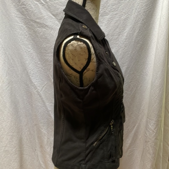 Marrakech Moto Vest - Picture 2 of 7